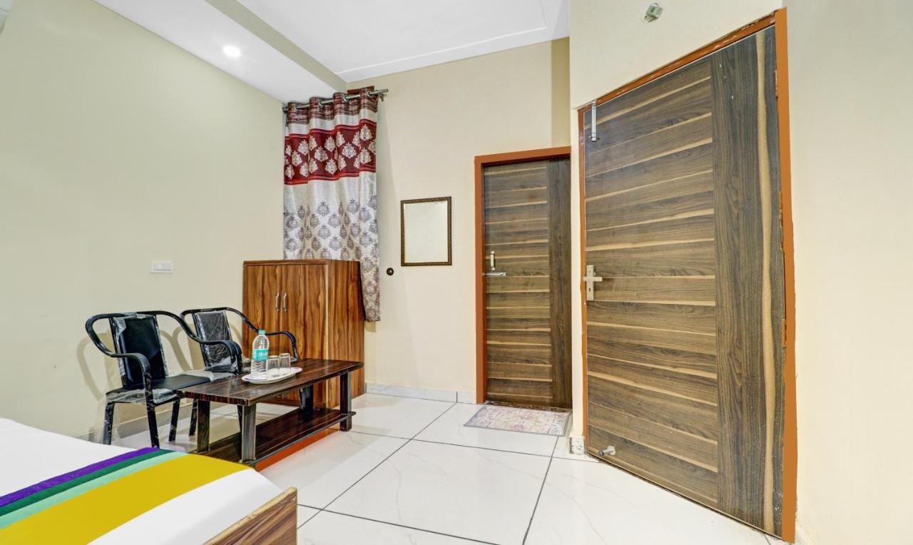 Hotel Itsy By Treebo - Sk Grand - Sector 80 Mohali Sohāna Exterior foto